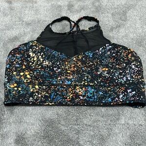 Lululemon sports bra
